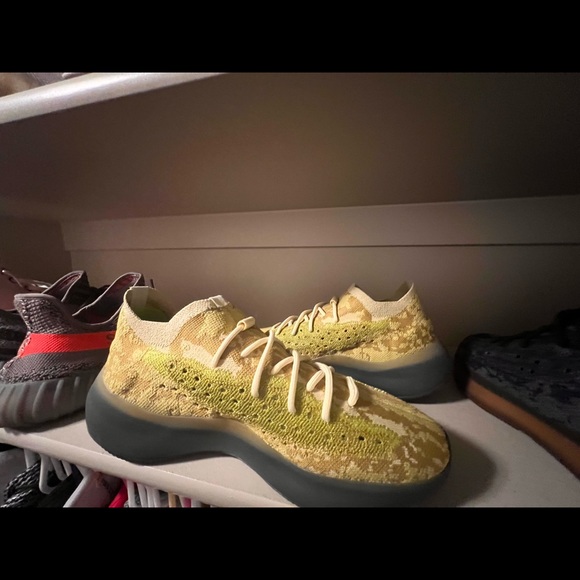 Yeezys - Picture 4 of 6